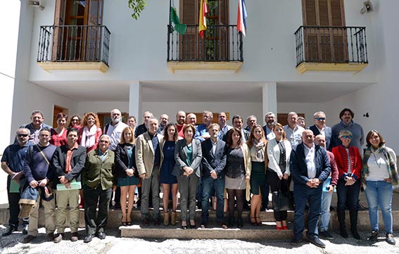 El consejero presentó en Arenas del Rey el Plan de las Sierras de Tejeda, Almijara y Alhama de Málaga y Granada