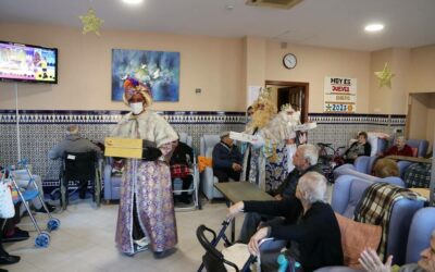 Conciertos, cine y la visita de los Reyes Magos ocuparon la Navidad en la Residencia de Mayores
