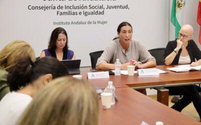 La Junta refuerza la formación en violencia de género y publica un catálogo de recursos para las víctimas