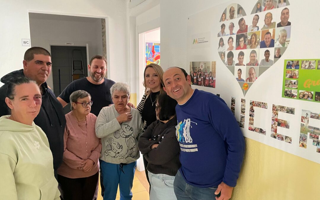 La presidenta de la Mancomunidad visita el centro ocupacional