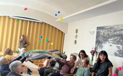 Encuentro intergeneracional entre el IES Alhama y la residencia de mayores de la Mancomunidad de Municipios de la Comarca de Alhama de Granada