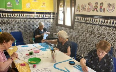Los mayores se sumergen en un mar de creatividad y bienestar